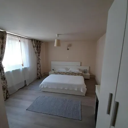 Casa Flamingo * Craiova